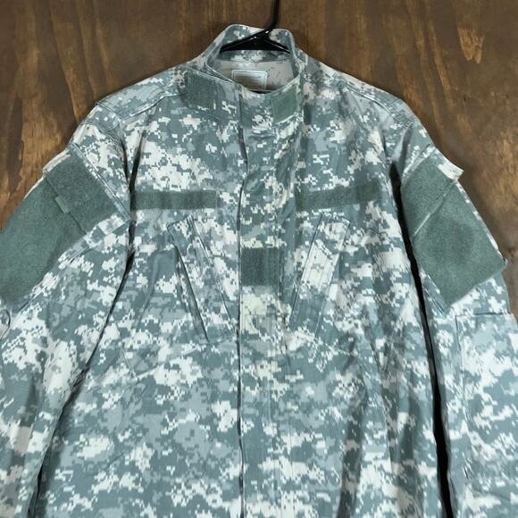 Military Army Combat Mens Coat Green Camouflage Uniform Digicam Medium Regular - Picture 2 of 13